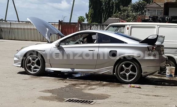 Nunua Ilio tumika Toyota Celica Fedha Gari ndani ya Dar es Salaam nchini Dar es Salaam