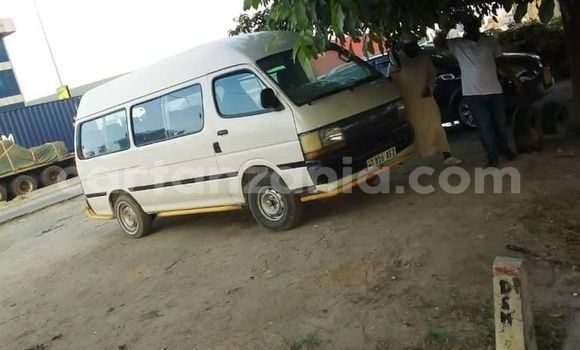 Buy Used Toyota Hiace White Car in Dar es Salaam in Dar es Salaam