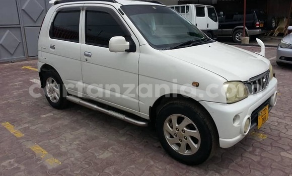 Buy Used Daihatsu Terios White Car in Dar es Salaam in Dar es Salaam