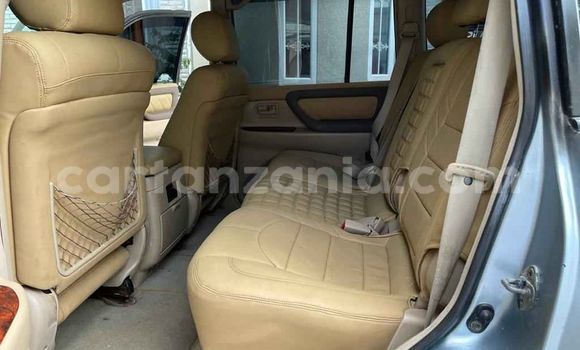 Nunua Ilio tumika Toyota Land Cruiser Nyingine Gari ndani ya Dar es Salaam nchini Dar es Salaam Nunua Ilio tumika Toyota Land Cruiser Nyingine Gari ndani ya Dar es Salaam nchini Dar es Salaam