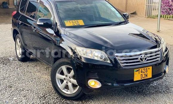 Nunua Ilio tumika Toyota Vanguard Nyeusi Gari ndani ya Dar es Salaam nchini Dar es Salaam