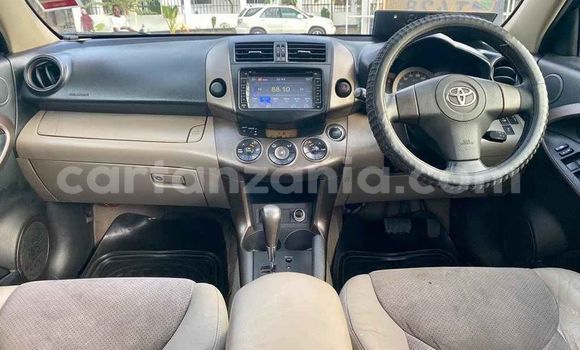 Nunua Ilio tumika Toyota Vanguard Nyeusi Gari ndani ya Dar es Salaam nchini Dar es Salaam Nunua Ilio tumika Toyota Vanguard Nyeusi Gari ndani ya Dar es Salaam nchini Dar es Salaam