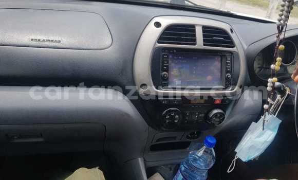 Buy Used Toyota RAV4 White Car in Dar es Salaam in Dar es Salaam Buy Used Toyota RAV4 White Car in Dar es Salaam in Dar es Salaam