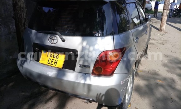 Buy Used Toyota IST Silver Car in Dar es Salaam in Dar es Salaam Buy Used Toyota IST Silver Car in Dar es Salaam in Dar es Salaam