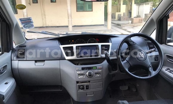 Nunua Ilio tumika Toyota Voxy Nyeusi Gari ndani ya Dar es Salaam nchini Dar es Salaam Nunua Ilio tumika Toyota Voxy Nyeusi Gari ndani ya Dar es Salaam nchini Dar es Salaam