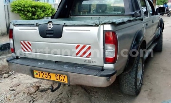 Nunua Ilio tumika Nissan Hardbody Fedha Gari ndani ya Dar es Salaam nchini Dar es Salaam Nunua Ilio tumika Nissan Hardbody Fedha Gari ndani ya Dar es Salaam nchini Dar es Salaam