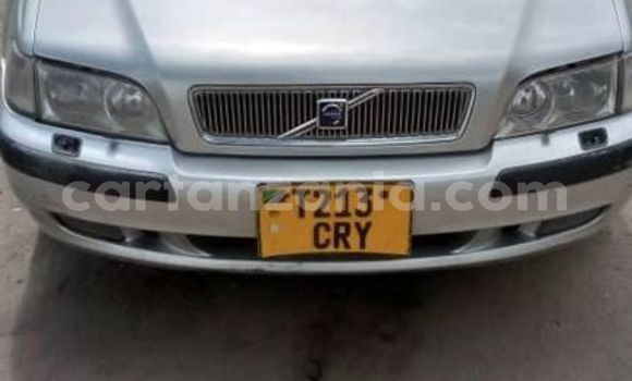 Buy Used Volvo S40 Silver Car in Dar es Salaam in Dar es Salaam