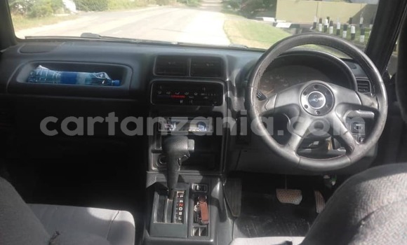 Nunua Ilio tumika Suzuki Escudo Nyeusi Gari ndani ya Dar es Salaam nchini Dar es Salaam Nunua Ilio tumika Suzuki Escudo Nyeusi Gari ndani ya Dar es Salaam nchini Dar es Salaam