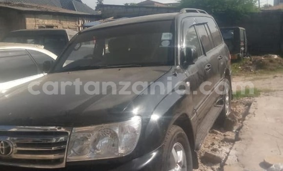 Buy Used Toyota Land Cruiser Black Car in Dar es Salaam in Dar es Salaam