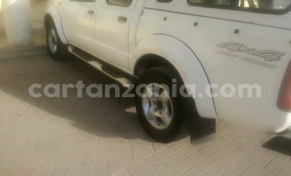 Buy Used Nissan Hardbody White Car in Dar es Salaam in Dar es Salaam Buy Used Nissan Hardbody White Car in Dar es Salaam in Dar es Salaam