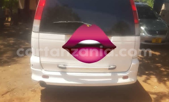 Nunua Ilio tumika Toyota Noah Nyeupe Gari ndani ya Dar es Salaam nchini Dar es Salaam Nunua Ilio tumika Toyota Noah Nyeupe Gari ndani ya Dar es Salaam nchini Dar es Salaam