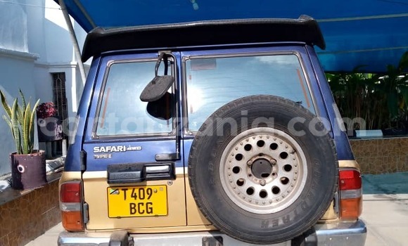 Nunua Ilio tumika Nissan Patrol Bluu Gari ndani ya Dar es Salaam nchini Dar es Salaam Nunua Ilio tumika Nissan Patrol Bluu Gari ndani ya Dar es Salaam nchini Dar es Salaam
