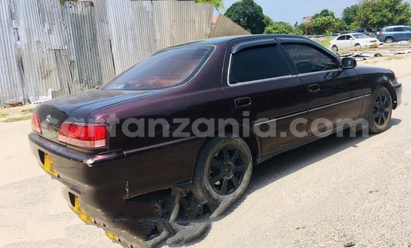 Nunua Ilio tumika Toyota Cresta Nyekundu Gari ndani ya Dar es Salaam nchini Dar es Salaam Nunua Ilio tumika Toyota Cresta Nyekundu Gari ndani ya Dar es Salaam nchini Dar es Salaam