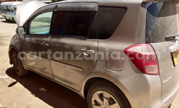 Nunua Ilio tumika Toyota Ractis Fedha Gari ndani ya Dar es Salaam nchini Dar es Salaam Nunua Ilio tumika Toyota Ractis Fedha Gari ndani ya Dar es Salaam nchini Dar es Salaam