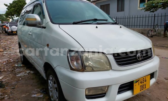 Nunua Ilio tumika Toyota Noah Nyeupe Gari ndani ya Dar es Salaam nchini Dar es Salaam Nunua Ilio tumika Toyota Noah Nyeupe Gari ndani ya Dar es Salaam nchini Dar es Salaam