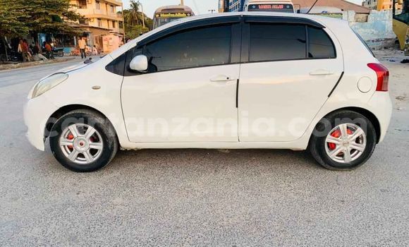 Nunua Ilio tumika Toyota Vitz Nyeupe Gari ndani ya Dar es Salaam nchini Dar es Salaam Nunua Ilio tumika Toyota Vitz Nyeupe Gari ndani ya Dar es Salaam nchini Dar es Salaam