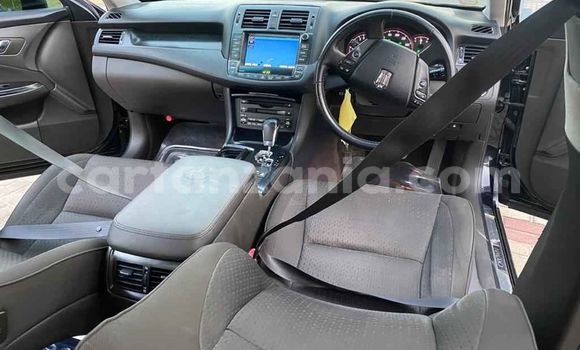 Buy Used Toyota Crown Black Car in Dar es Salaam in Dar es Salaam Buy Used Toyota Crown Black Car in Dar es Salaam in Dar es Salaam