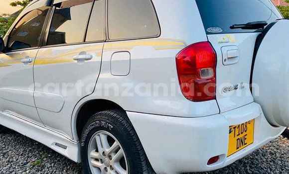 Nunua Ilio tumika Toyota RAV4 Nyeupe Gari ndani ya Dar es Salaam nchini Dar es Salaam Nunua Ilio tumika Toyota RAV4 Nyeupe Gari ndani ya Dar es Salaam nchini Dar es Salaam