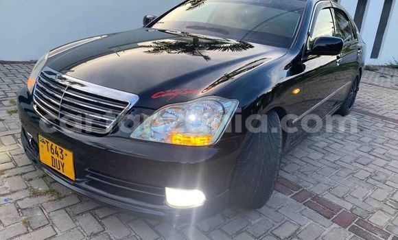 Buy Used Toyota Crown Black Car in Dar es Salaam in Dar es Salaam Buy Used Toyota Crown Black Car in Dar es Salaam in Dar es Salaam