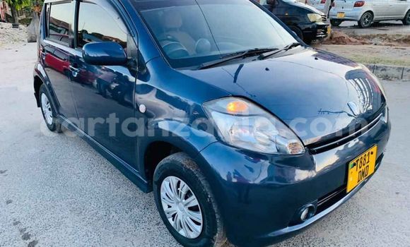 Nunua Ilio tumika Toyota Passo Bluu Gari ndani ya Dar es Salaam nchini Dar es Salaam