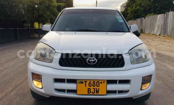 Buy Used Toyota RAV4 White Car in Dar es Salaam in Dar es Salaam