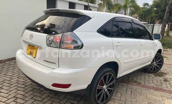 Nunua Ilio tumika Toyota Harrier Nyeupe Gari ndani ya Dar es Salaam nchini Dar es Salaam Nunua Ilio tumika Toyota Harrier Nyeupe Gari ndani ya Dar es Salaam nchini Dar es Salaam