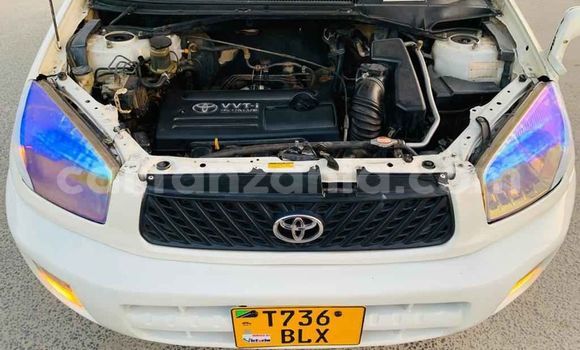 Nunua Ilio tumika Toyota RAV4 Nyeupe Gari ndani ya Dar es Salaam nchini Dar es Salaam Nunua Ilio tumika Toyota RAV4 Nyeupe Gari ndani ya Dar es Salaam nchini Dar es Salaam