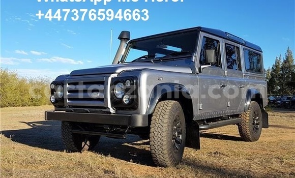 Nunua Ilio tumika Land Rover Defender Fedha Gari ndani ya Dar es Salaam nchini Dar es Salaam Nunua Ilio tumika Land Rover Defender Fedha Gari ndani ya Dar es Salaam nchini Dar es Salaam