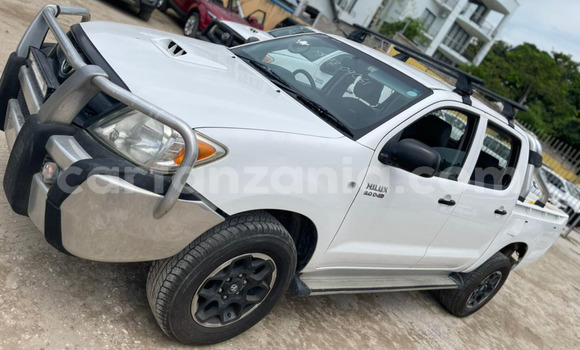 Buy Import Toyota Hilux White Car in Dar es Salaam in Dar es Salaam Buy Import Toyota Hilux White Car in Dar es Salaam in Dar es Salaam