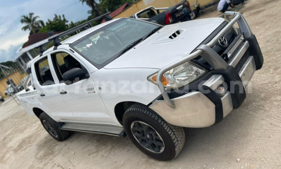 Buy Import Toyota Hilux White Car in Dar es Salaam in Dar es Salaam Buy Import Toyota Hilux White Car in Dar es Salaam in Dar es Salaam