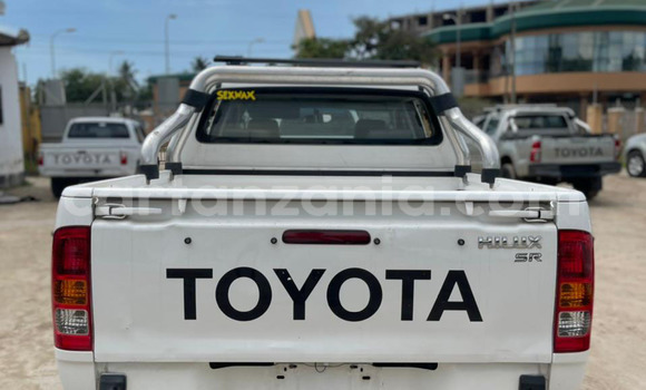 Buy Import Toyota Hilux White Car in Dar es Salaam in Dar es Salaam Buy Import Toyota Hilux White Car in Dar es Salaam in Dar es Salaam