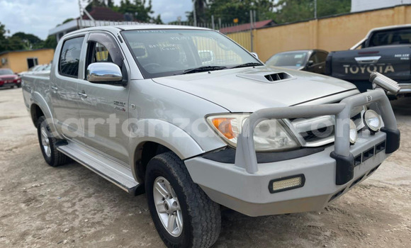Buy Import Toyota Hilux Silver Car in Dar es Salaam in Dar es Salaam Buy Import Toyota Hilux Silver Car in Dar es Salaam in Dar es Salaam