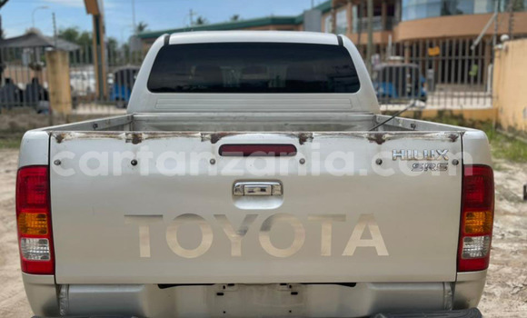 Buy Import Toyota Hilux Other Car in Dar es Salaam in Dar es Salaam Buy Import Toyota Hilux Other Car in Dar es Salaam in Dar es Salaam