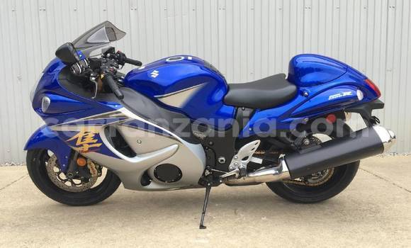 Nunua Imported Suzuki HAYABUSA Bluu Bike ndani ya Biharamulo nchini Kagera Nunua Imported Suzuki HAYABUSA Bluu Bike ndani ya Biharamulo nchini Kagera
