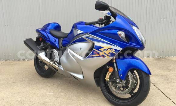 Nunua Imported Suzuki HAYABUSA Bluu Bike ndani ya Biharamulo nchini Kagera Nunua Imported Suzuki HAYABUSA Bluu Bike ndani ya Biharamulo nchini Kagera