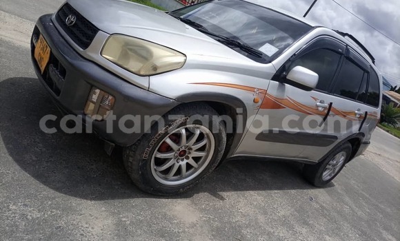 Nunua Ilio tumika Toyota RAV4 Fedha Gari ndani ya Dar es Salaam nchini Dar es Salaam Nunua Ilio tumika Toyota RAV4 Fedha Gari ndani ya Dar es Salaam nchini Dar es Salaam