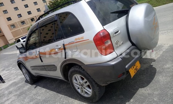 Nunua Ilio tumika Toyota RAV4 Fedha Gari ndani ya Dar es Salaam nchini Dar es Salaam Nunua Ilio tumika Toyota RAV4 Fedha Gari ndani ya Dar es Salaam nchini Dar es Salaam