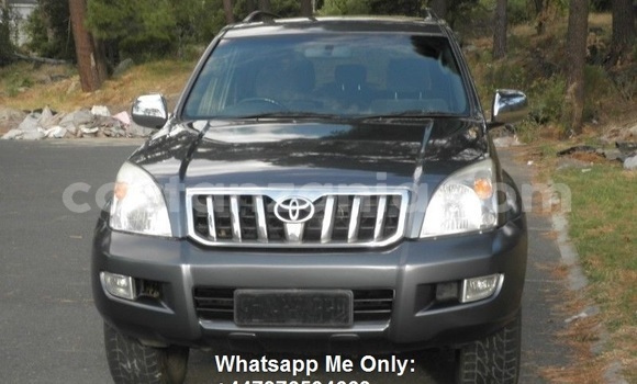 Nunua Ilio tumika Toyota Land Cruiser Prado Fedha Gari ndani ya Dar es Salaam nchini Dar es Salaam