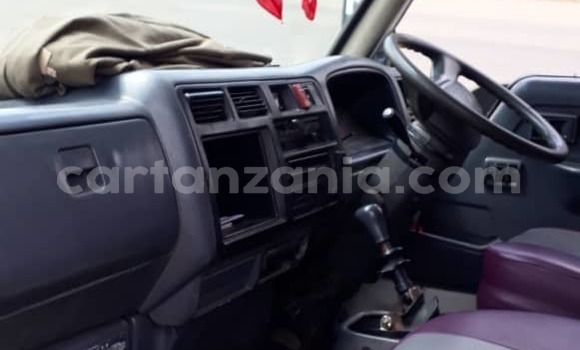 Nunua Ilio tumika Toyota Dyna Nyeupe Lori ndani ya Arusha nchini Arusha Nunua Ilio tumika Toyota Dyna Nyeupe Lori ndani ya Arusha nchini Arusha