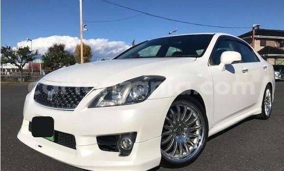 Buy Used Toyota Crown Other Car in Dar es Salaam in Dar es Salaam Buy Used Toyota Crown Other Car in Dar es Salaam in Dar es Salaam