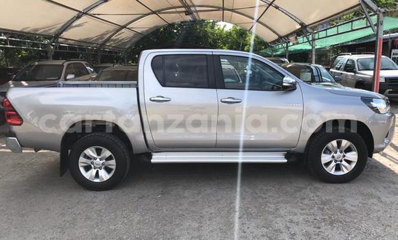 Nunua Ilio tumika Toyota Hilux Nyingine Gari ndani ya Dar es Salaam nchini Dar es Salaam Nunua Ilio tumika Toyota Hilux Nyingine Gari ndani ya Dar es Salaam nchini Dar es Salaam