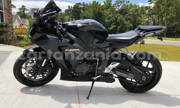 Buy Import Honda CBR 1000 RR Black Bike in Kasulu Urban in Kigoma Buy Import Honda CBR 1000 RR Black Bike in Kasulu Urban in Kigoma