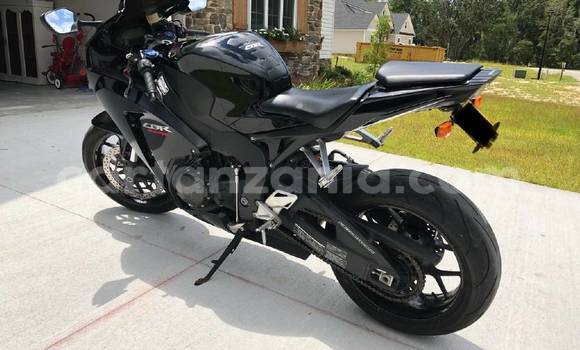 Buy Import Honda CBR 1000 RR Black Bike in Kasulu Urban in Kigoma Buy Import Honda CBR 1000 RR Black Bike in Kasulu Urban in Kigoma