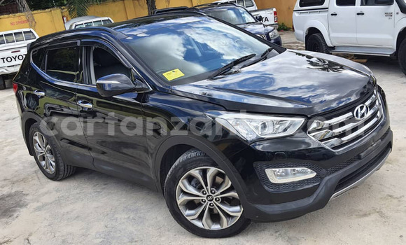 Buy Import Hyundai Santa Fe Black Car in Dar es Salaam in Dar es Salaam