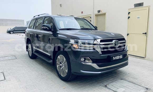 Nunua Ilio tumika Toyota Land Cruiser Nyingine Gari ndani ya Dar es Salaam nchini Dar es Salaam
