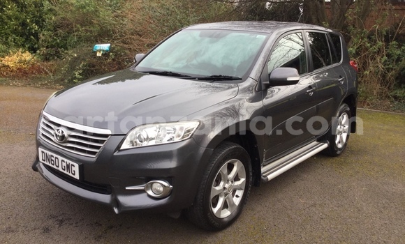 Nunua Ilio tumika Toyota RAV4 Nyingine Gari ndani ya Dar es Salaam nchini Dar es Salaam Nunua Ilio tumika Toyota RAV4 Nyingine Gari ndani ya Dar es Salaam nchini Dar es Salaam