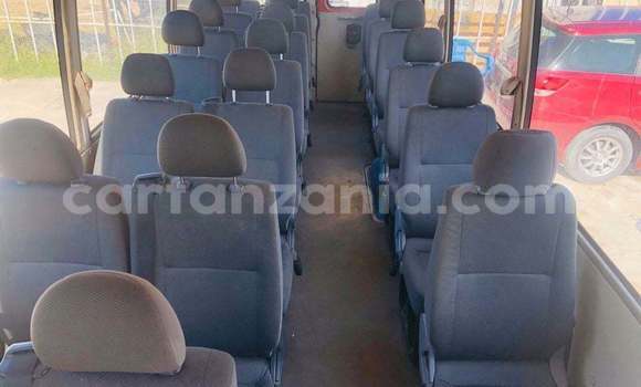 Buy Import Mitsubishi Rossa Other Truck in Dar es Salaam in Dar es Salaam Buy Import Mitsubishi Rossa Other Truck in Dar es Salaam in Dar es Salaam