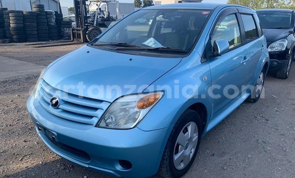 Buy Import Toyota IST Blue Car in Dar es Salaam in Dar es Salaam Buy Import Toyota IST Blue Car in Dar es Salaam in Dar es Salaam