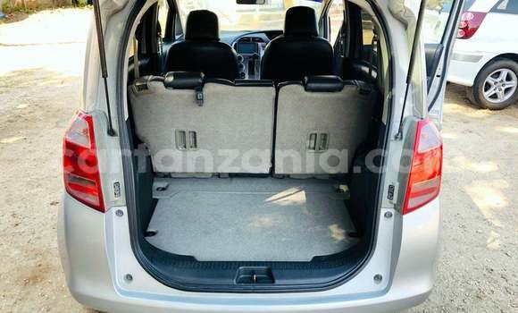 Buy Import Toyota Ractis Silver Car in Dar es Salaam in Dar es Salaam Buy Import Toyota Ractis Silver Car in Dar es Salaam in Dar es Salaam