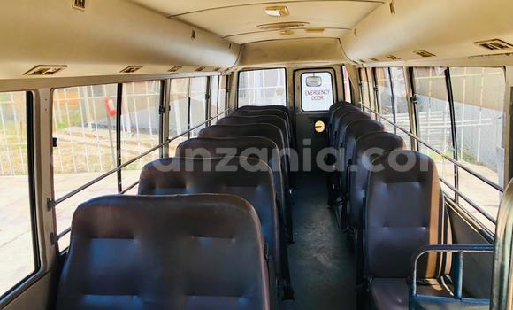 Buy Import Mitsubishi Rossa White Truck in Dar es Salaam in Dar es Salaam Buy Import Mitsubishi Rossa White Truck in Dar es Salaam in Dar es Salaam